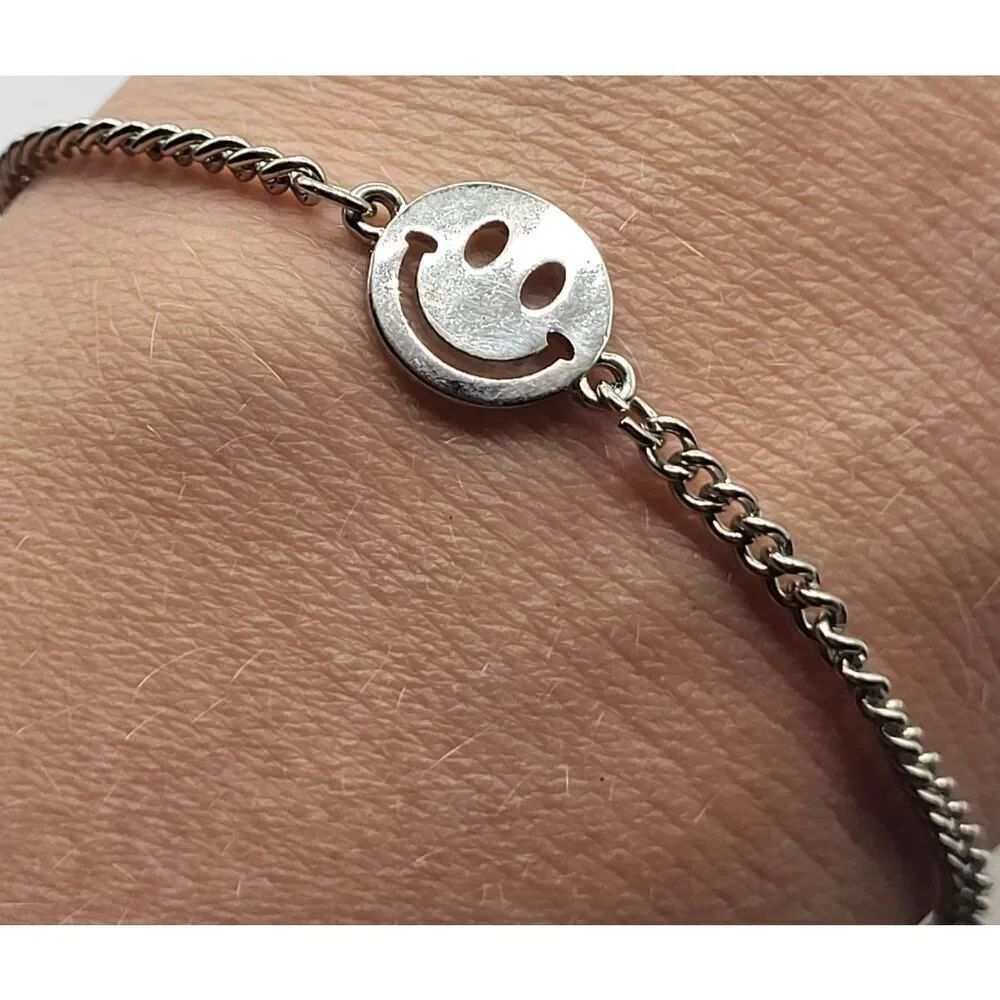Silvertone Happy Hearts Bracelet Smiley Face Chain Bracelet 7-9in